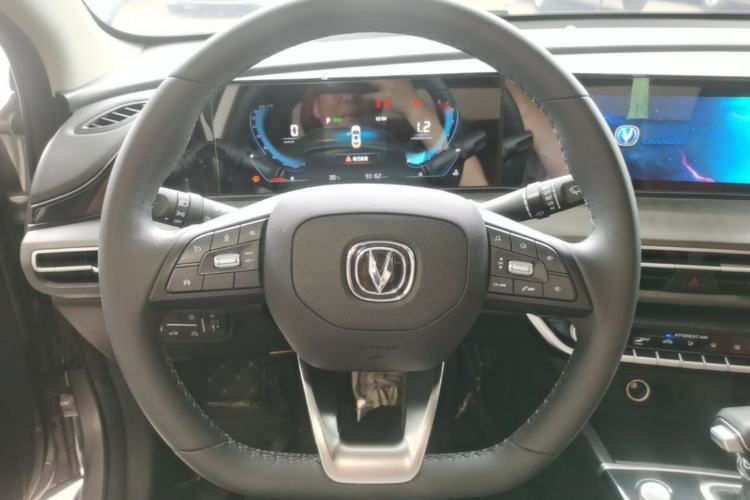 Used CHANGAN Eado 2021 PLUS Blue Whale NE 1.4T GDI DCT Prestige Model Steering Wheel