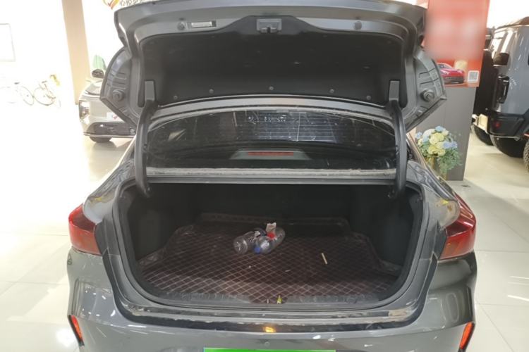 Used CHANGAN Eado 2021 PLUS Blue Whale NE 1.4T GDI DCT Prestige Model Trunk