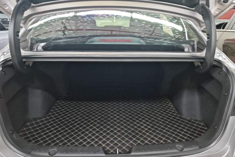Used CHANGAN Eado 2021 PLUS Blue Whale NE 1.4T GDI DCT Flagship Model Trunk
