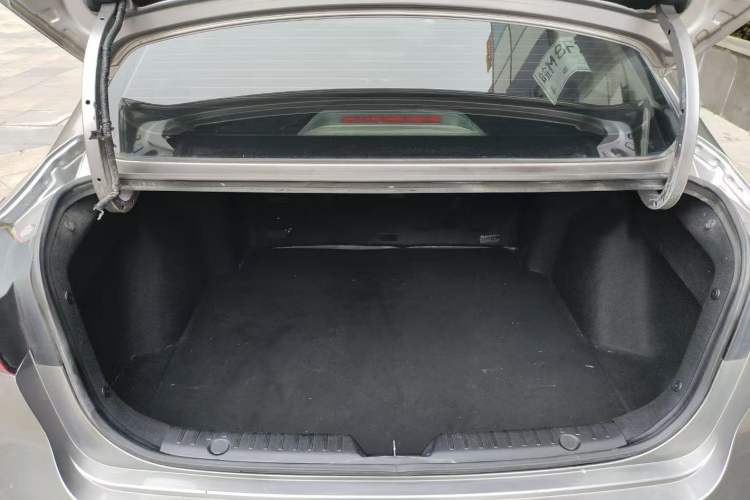 Used CHANGAN Eado 2021 PLUS 1.6L GDI CVT Luxury Model Trunk