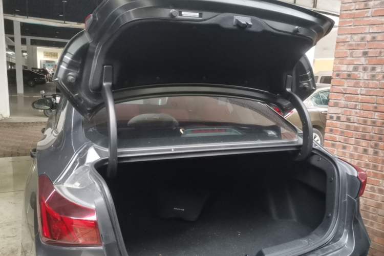 Used CHANGAN Eado 2021 PLUS Blue Whale NE 1.4T GDI DCT Flagship Model Trunk