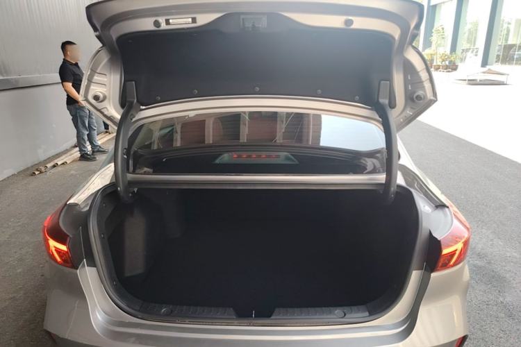 Used CHANGAN Eado 2021 PLUS Blue Whale NE 1.4T GDI DCT Prestige Model Trunk