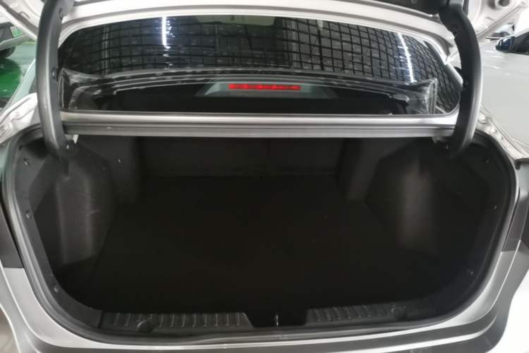 Used CHANGAN Eado 2021 PLUS Blue Whale NE 1.4T GDI DCT Prestige Model Trunk