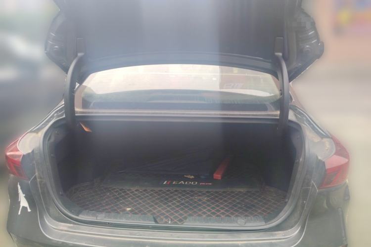 Used CHANGAN Eado 2021 PLUS Blue Whale NE 1.4T GDI DCT Flagship Model Trunk