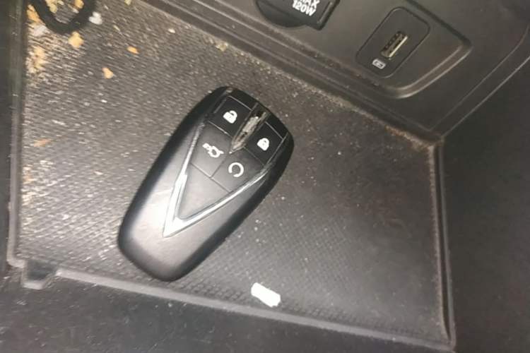 Used CHANGAN Eado 2021 PLUS Blue Whale NE 1.4T GDI DCT Flagship Model Vehicle Key