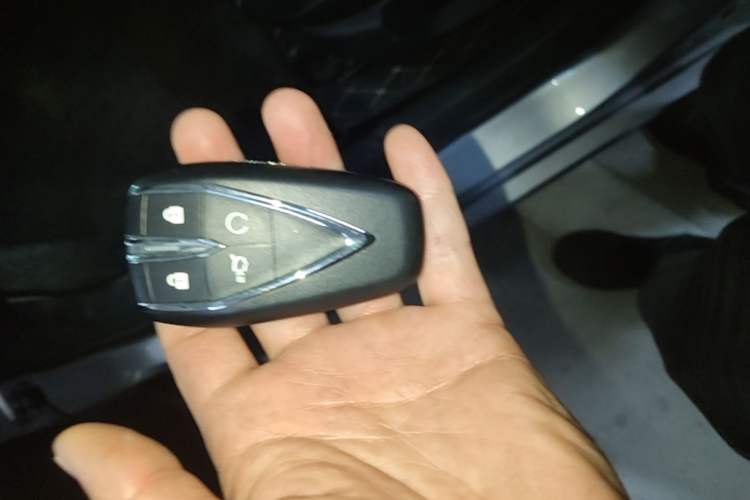 Used CHANGAN Eado 2021 PLUS 1.6L GDI CVT Luxury Model Vehicle Key