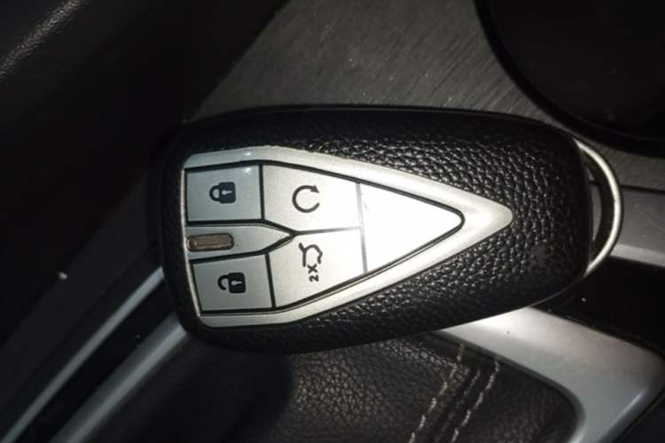 Used CHANGAN Eado 2021 PLUS 1.6L GDI CVT Elite Model Vehicle Key