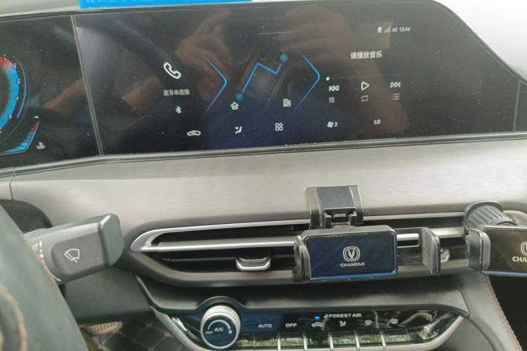 Used CHANGAN Eado 2021 PLUS Blue Whale NE 1.4T GDI DCT Prestige Model Audio And AC Panel