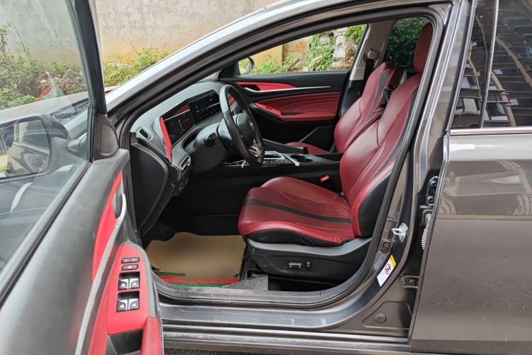 Used CHANGAN Eado 2021 PLUS Blue Whale NE 1.4T GDI DCT Flagship Model Left Front Seat