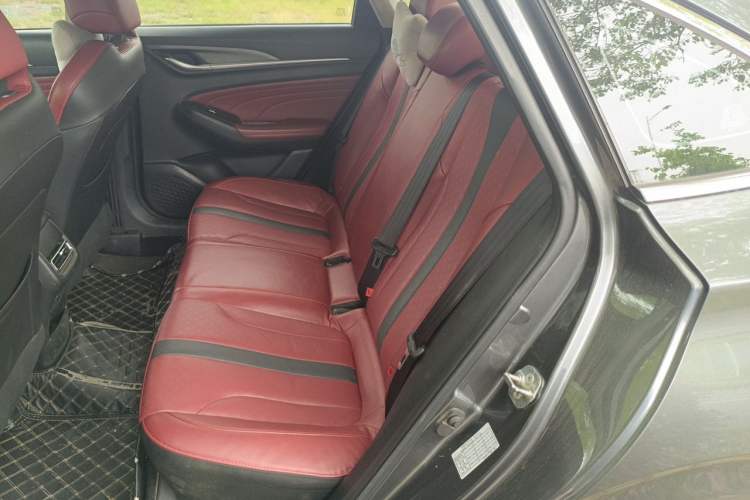 Used CHANGAN Eado 2021 PLUS Blue Whale NE 1.4T GDI DCT Prestige Model Left Rear Seat