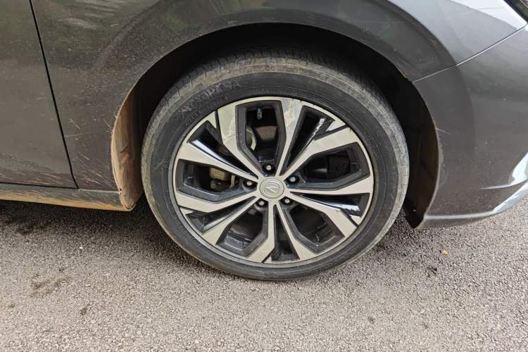 Used CHANGAN Eado 2021 PLUS Blue Whale NE 1.4T GDI DCT Flagship Model Right Front Wheel Hub