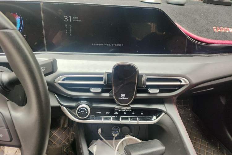 Used CHANGAN Eado 2021 PLUS Blue Whale NE 1.4T GDI DCT Prestige Model Audio And AC Panel