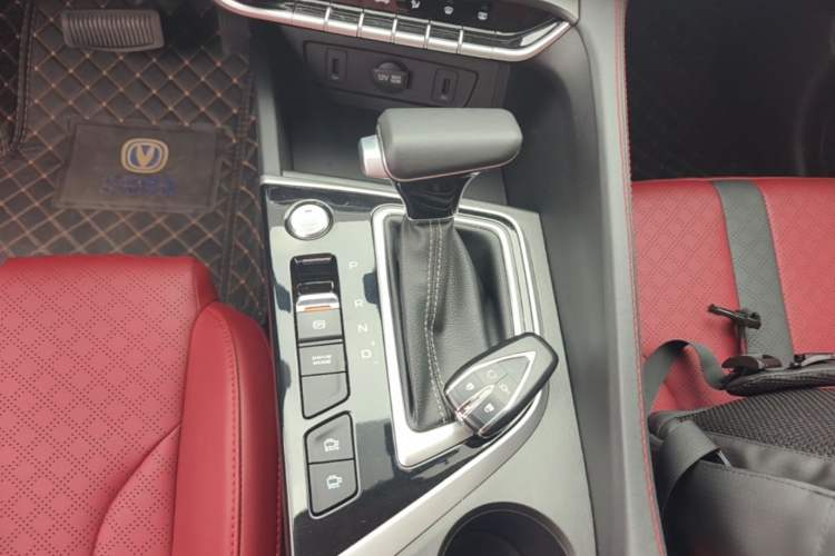 Used CHANGAN Eado 2021 PLUS Blue Whale NE 1.4T GDI DCT Prestige Model Gear Lever