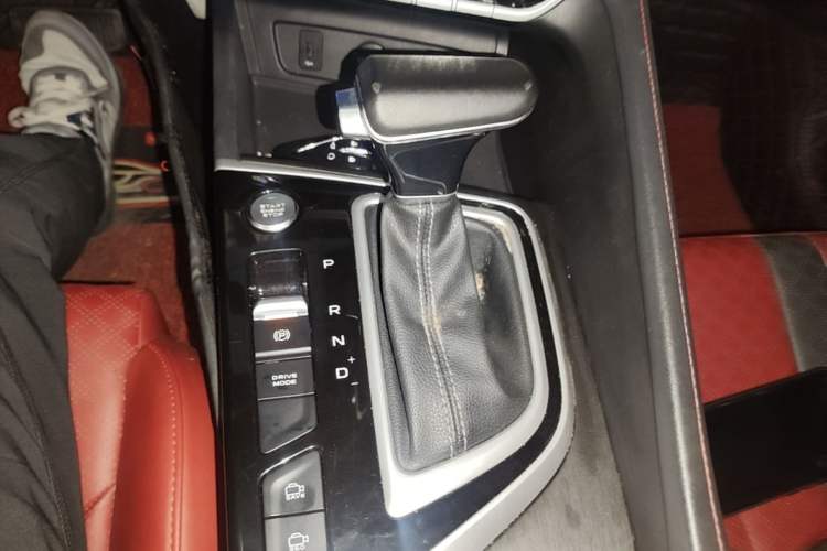 Used CHANGAN Eado 2021 PLUS Blue Whale NE 1.4T GDI DCT Prestige Model Gear Lever