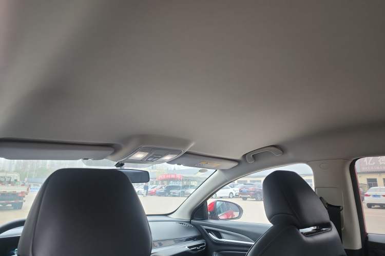 Used CHANGAN Eado 2021 PLUS 1.6L GDI Manual Elite Model Headliner