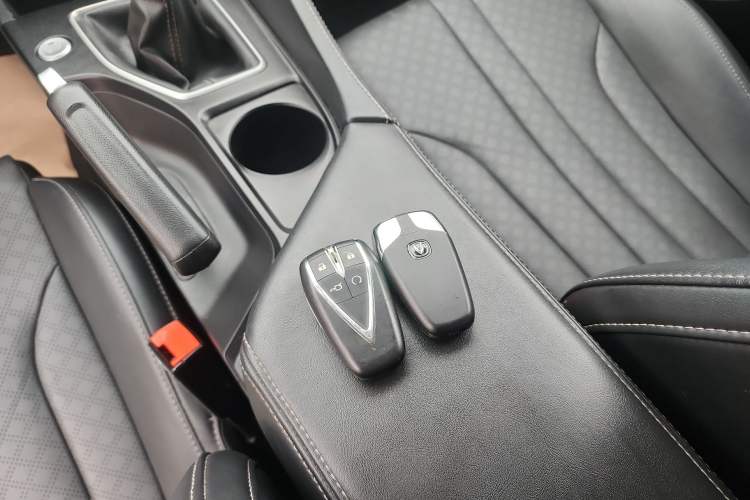 Used CHANGAN Eado 2021 PLUS 1.6L GDI Manual Elite Model Interior 1