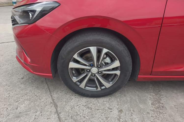 Used CHANGAN Eado 2021 PLUS Blue Whale NE 1.4T GDI DCT Prestige Model Left Front Wheel Hub