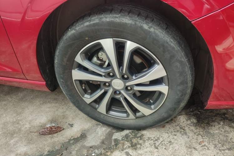 Used CHANGAN Eado 2021 PLUS Blue Whale NE 1.4T GDI DCT Prestige Model Right Front Wheel Hub