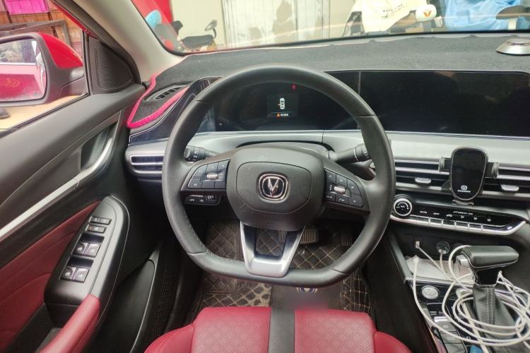 Used CHANGAN Eado 2021 PLUS Blue Whale NE 1.4T GDI DCT Prestige Model Steering Wheel