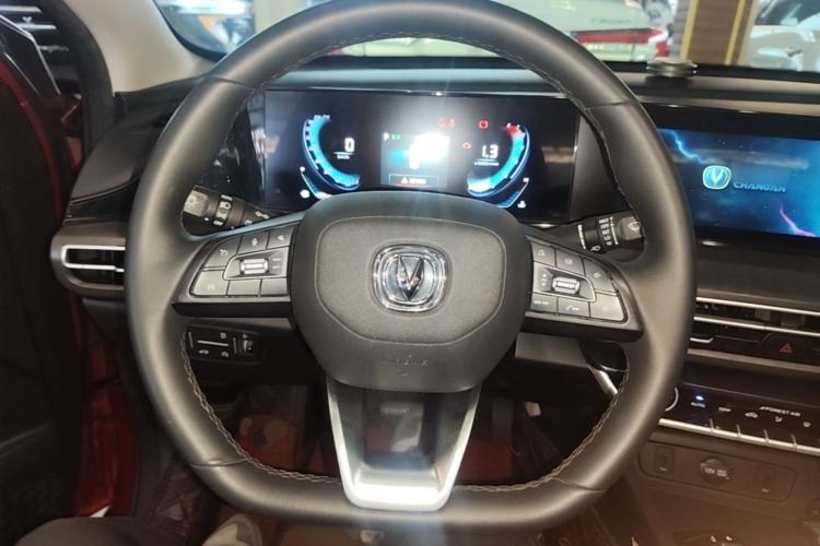 Used CHANGAN Eado 2021 PLUS Blue Whale NE 1.4T GDI DCT Prestige Model Steering Wheel