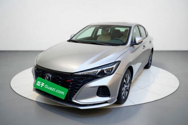 CHANGAN Eado 2021 PLUS Blue Whale NE 1.4T GDI DCT Prestige Model usado