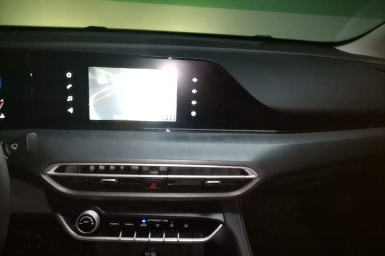Used CHANGAN Eado 2021 PLUS 1.6L GDI CVT Elite Model Audio And AC Panel