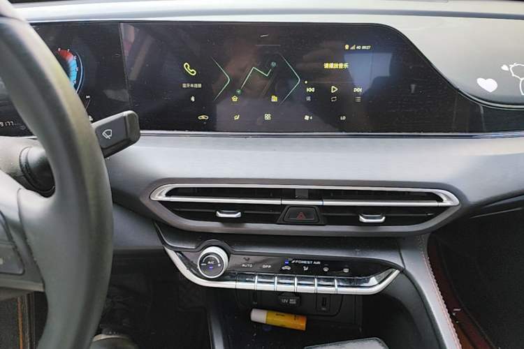 Used CHANGAN Eado 2021 PLUS Blue Whale NE 1.4T GDI DCT Prestige Model Audio And AC Panel
