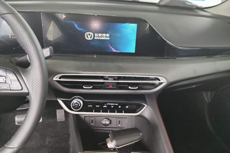 Used CHANGAN Eado 2021 PLUS Blue Whale NE 1.4T GDI DCT Flagship Model Audio And AC Panel