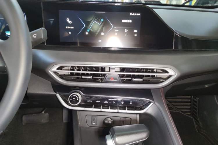 Used CHANGAN Eado 2021 PLUS Blue Whale NE 1.4T GDI DCT Prestige Model Audio And AC Panel