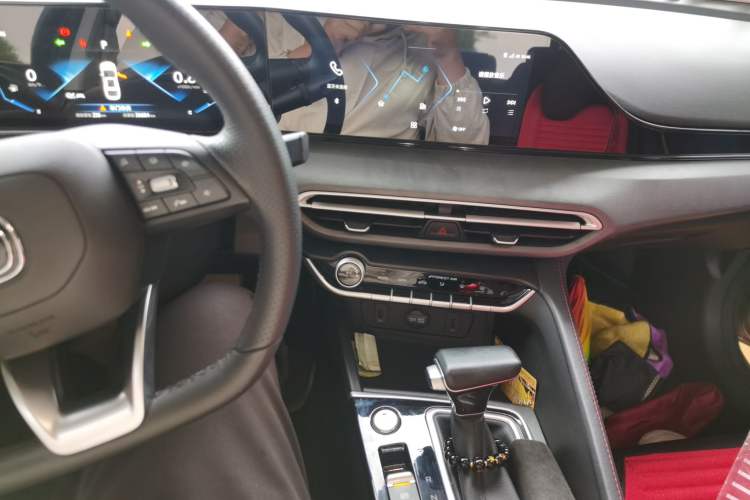 Used CHANGAN Eado 2021 PLUS Blue Whale NE 1.4T GDI DCT Flagship Model Audio And AC Panel