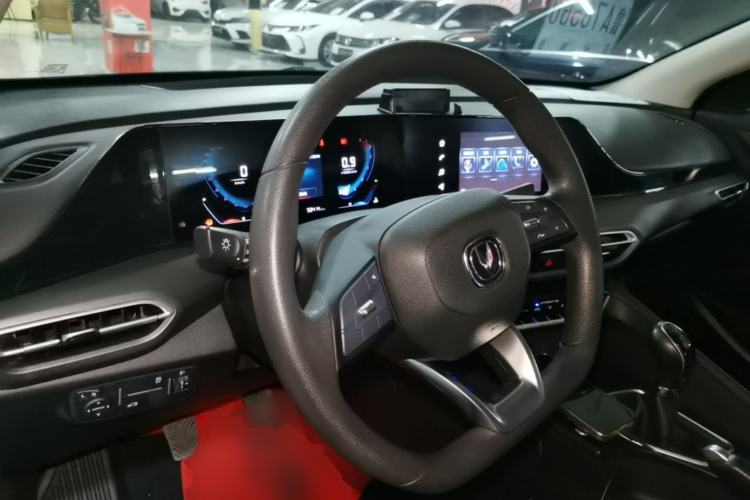 Used CHANGAN Eado 2021 PLUS 1.6L GDI Manual Elite Model Center Console