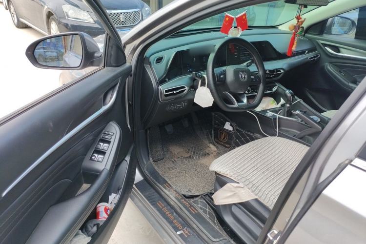Used CHANGAN Eado 2021 PLUS 1.6L GDI Manual Luxury Model Driver Seat