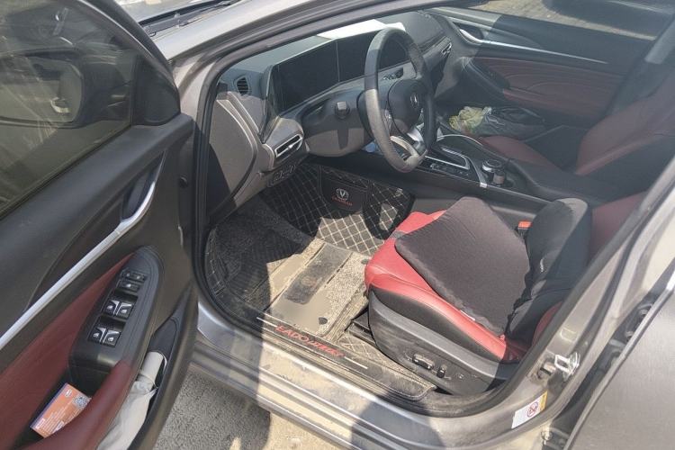 Used CHANGAN Eado 2021 PLUS Blue Whale NE 1.4T GDI DCT Flagship Model Driver Seat