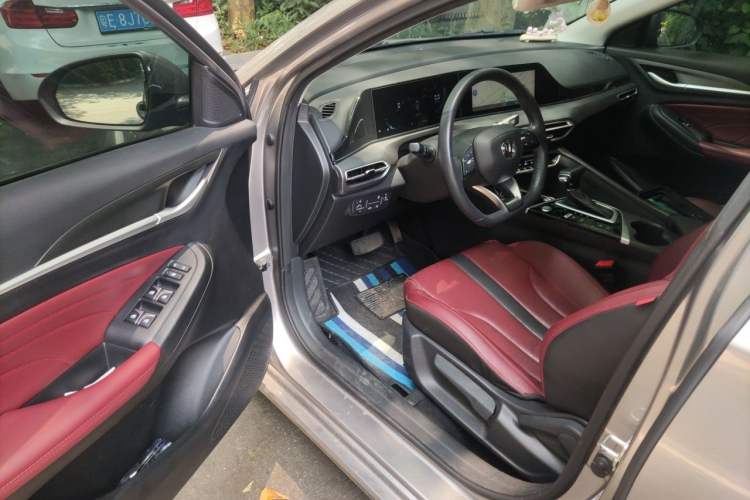 Used CHANGAN Eado 2021 PLUS Blue Whale NE 1.4T GDI DCT Prestige Model Driver Seat