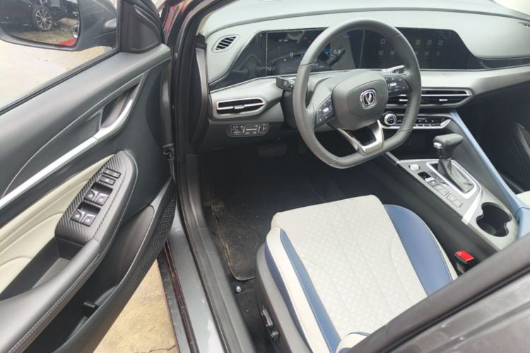 Used CHANGAN Eado 2021 PLUS Blue Whale NE 1.4T GDI DCT Flagship Model Driver Seat