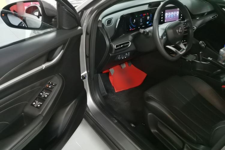 Used CHANGAN Eado 2021 PLUS 1.6L GDI Manual Elite Model Driver Seat