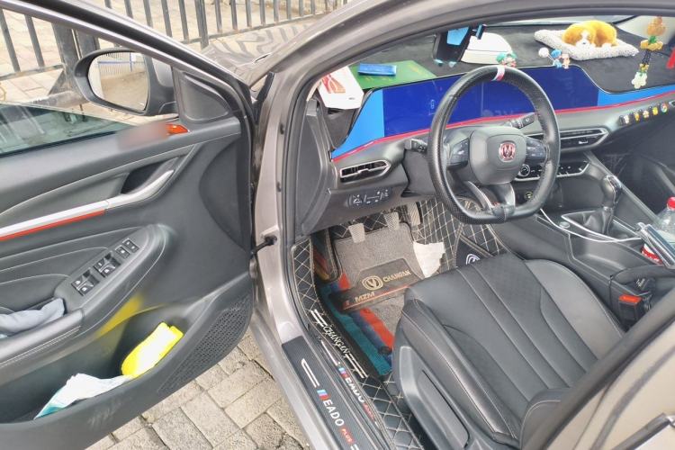 Used CHANGAN Eado 2021 PLUS 1.6L GDI Manual Luxury Model Driver Seat