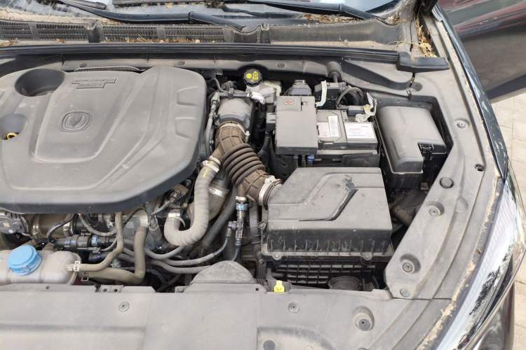 Used CHANGAN Eado 2021 PLUS Blue Whale NE 1.4T GDI DCT Flagship Model Engine Bay Left