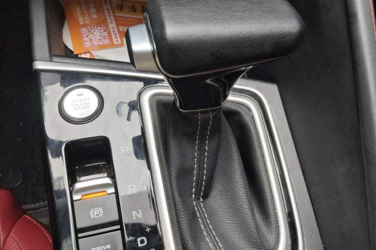 Used CHANGAN Eado 2021 PLUS Blue Whale NE 1.4T GDI DCT Prestige Model Gear Lever