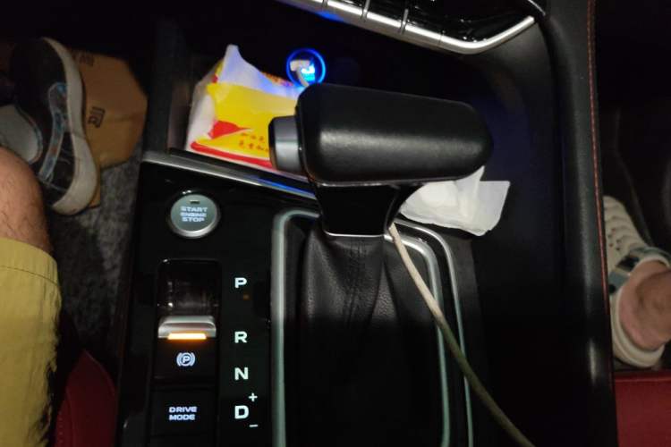 Used CHANGAN Eado 2021 PLUS Blue Whale NE 1.4T GDI DCT Flagship Model Gear Lever