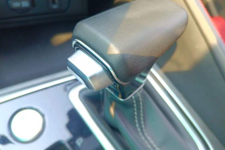 Used CHANGAN Eado 2021 PLUS Blue Whale NE 1.4T GDI DCT Prestige Model Gear Lever