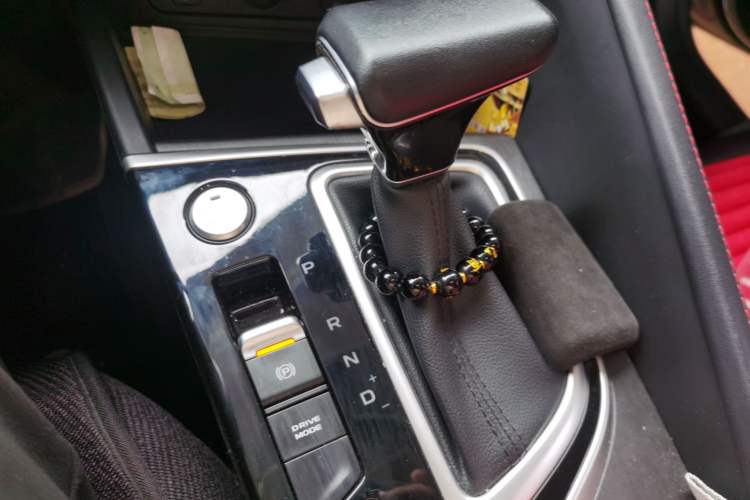 Used CHANGAN Eado 2021 PLUS Blue Whale NE 1.4T GDI DCT Flagship Model Gear Lever