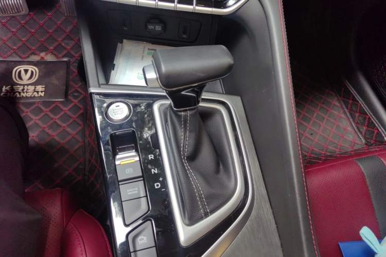 Used CHANGAN Eado 2021 PLUS Blue Whale NE 1.4T GDI DCT Prestige Model Gear Lever