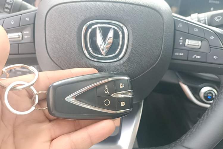 Used CHANGAN Eado 2021 PLUS Blue Whale NE 1.4T GDI DCT Prestige Model Interior 1