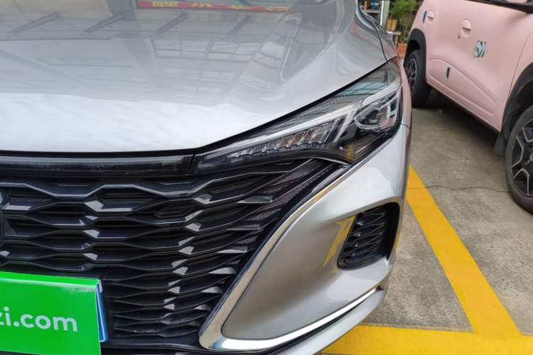 Used CHANGAN Eado 2021 PLUS Blue Whale NE 1.4T GDI DCT Flagship Model Left Front Headlight
