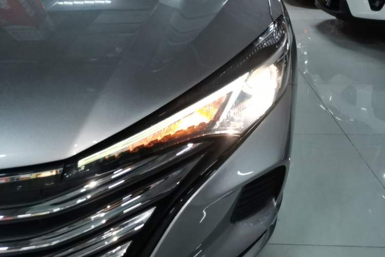 Used CHANGAN Eado 2021 PLUS 1.6L GDI Manual Elite Model Left Front Headlight