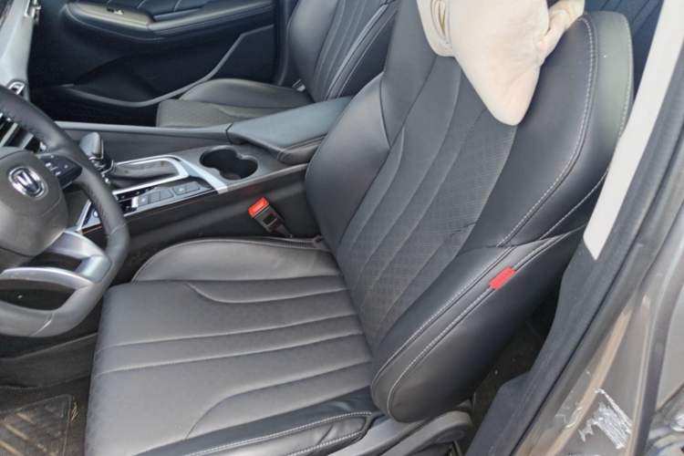 Used CHANGAN Eado 2021 PLUS 1.6L GDI CVT Luxury Model Left Front Seat