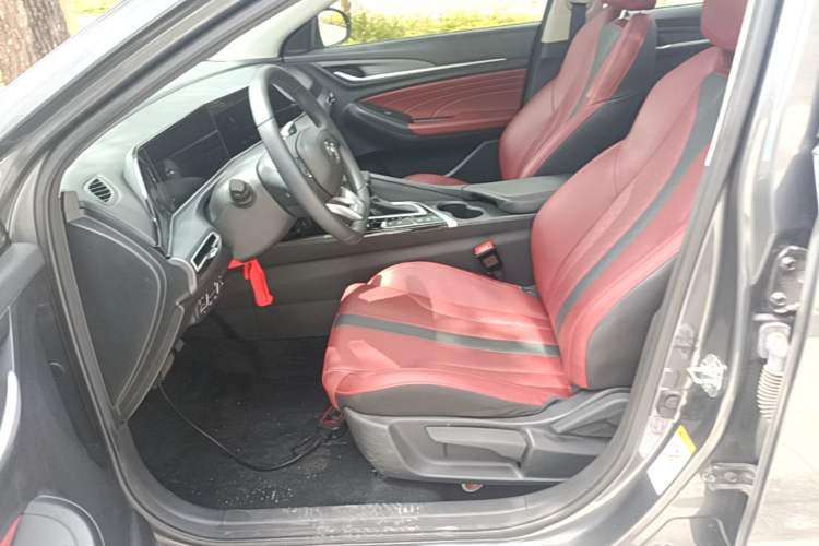 Used CHANGAN Eado 2021 PLUS Blue Whale NE 1.4T GDI DCT Prestige Model Left Front Seat