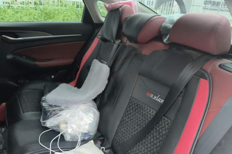 Used CHANGAN Eado 2021 PLUS Blue Whale NE 1.4T GDI DCT Prestige Model Left Rear Seat