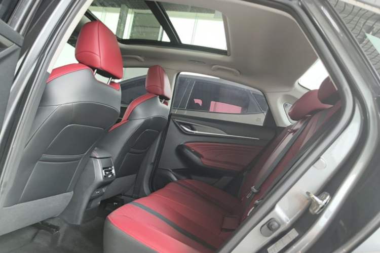 Used CHANGAN Eado 2021 PLUS Blue Whale NE 1.4T GDI DCT Flagship Model Left Rear Seat